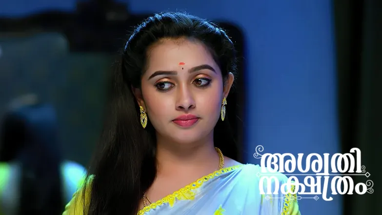 Avani Makes Niharika Clean the Utensils Episode 327