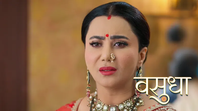 Chandrika Gives Sarika a Humiliating Punishment Episode 219