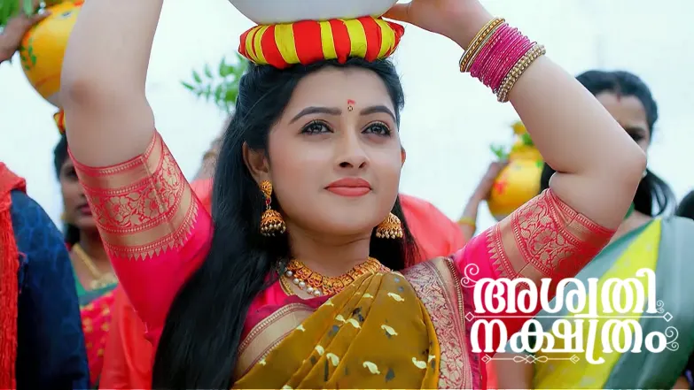 A Goon Locks Sujatha in Her House Episode 335