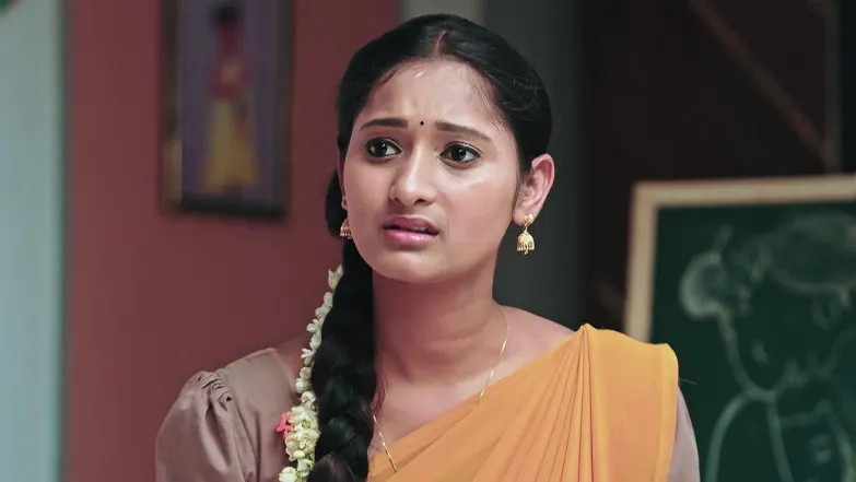 Durga Is Surprised when Hitha Speaks Episode 105