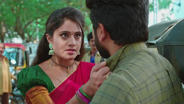 Jagriti Brings the Jewellery from Dinesh Episode 28