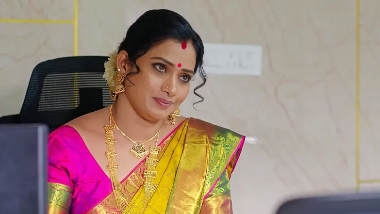 Padmavathi Looks after Sharada Episode 41