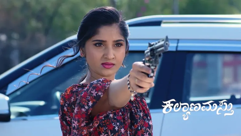 Roopa Srinivas Gets Shot Episode 1022