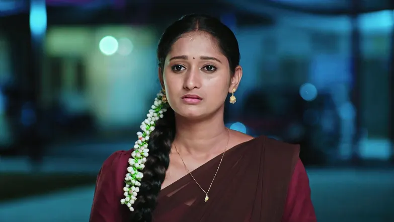Durga Tells Sharath about Her Sister Episode 108