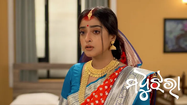 Surya Reassures a Fearful Nilu Episode 25
