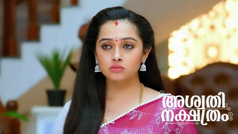 Avani Takes 'Prasadam' for Vedavathi Episode 356