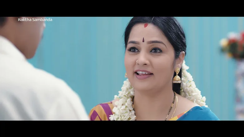 Krishna Prasad Expresses His Gratitude to Priya - Raktha Sambanda - Promo Episode 1
