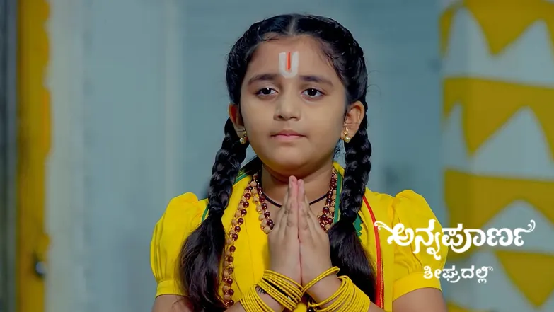 Avani Sees Vikas and Gives Chase Episode 911