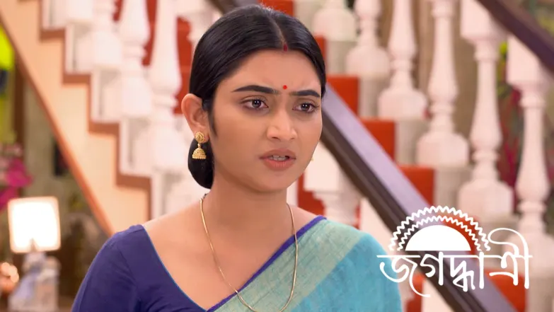Durga Slaps Mehendi Episode 1039