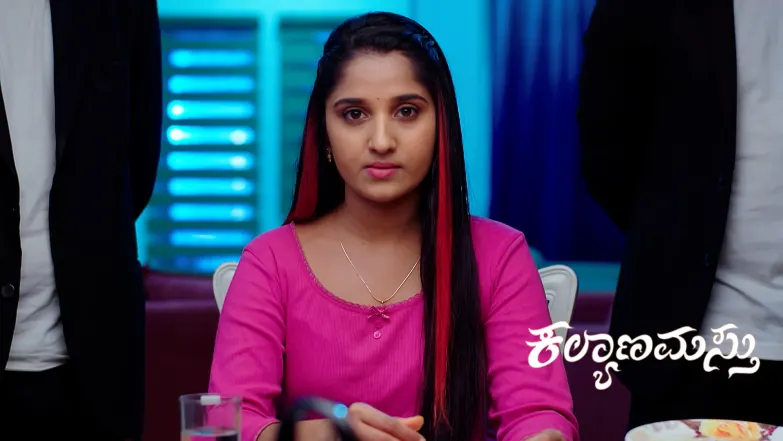 Chandrika Suspects Divya's Bodyguards Episode 1033