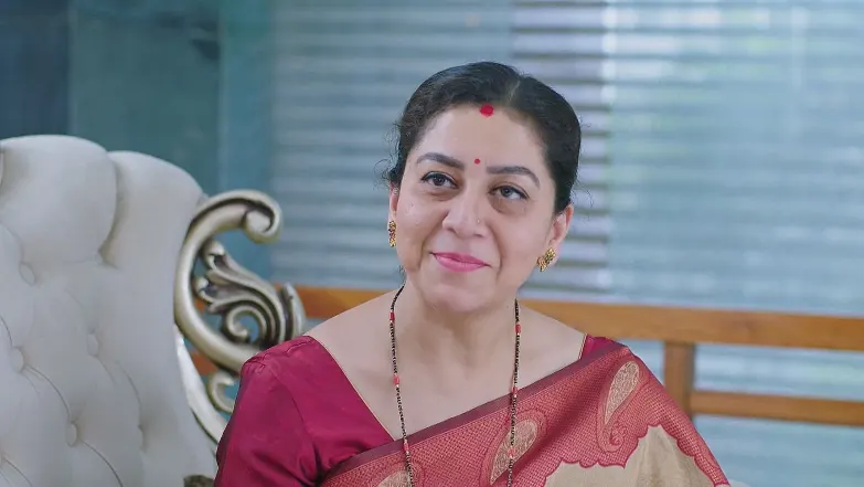 Radha Sings a Lullaby for Meera - Shrirasthu Shubhamasthu 