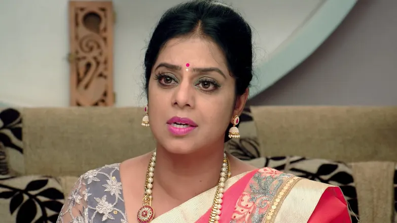 Kanaka Durga Slaps Shrinidhi Episode 8