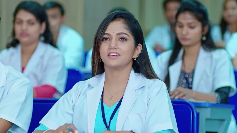 Nayanatara Expels Nidhi from the College Episode 7