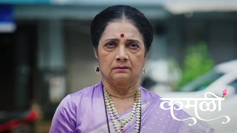 Kamli Holds Annapurna as She is about to Fall Episode 11