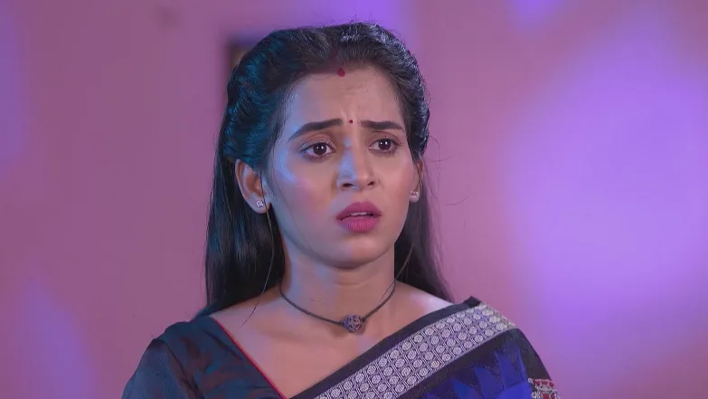 Mani Discusses the Past - Tu Khara Mun Chaai 