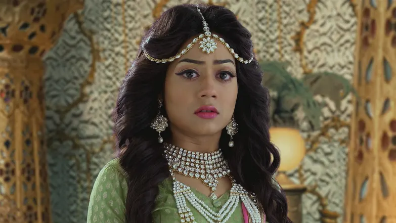Mallika Strangles Parul Episode 152