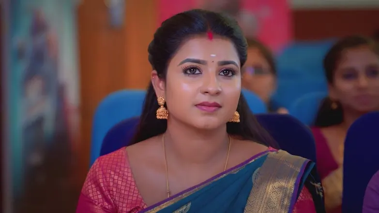 Karthigai Deepam - July 09, 2025 - Best Scene 