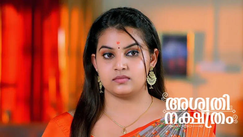 Will Vedavathi Fulfil Niharika's Parents' Demands? Episode 373