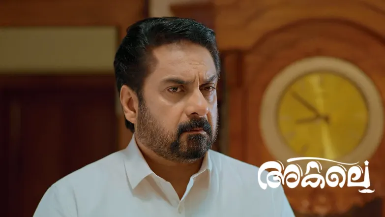 Prathapa Varma Comforts Rithika Episode 224