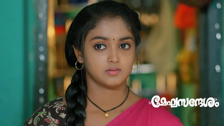 Soman Overhears Pooja's Offer Episode 10
