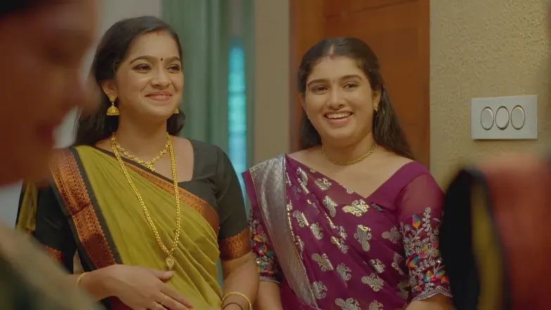 Archana Rejoices Upon Sethumadhavan's Decision 14th July 2025 Webisode