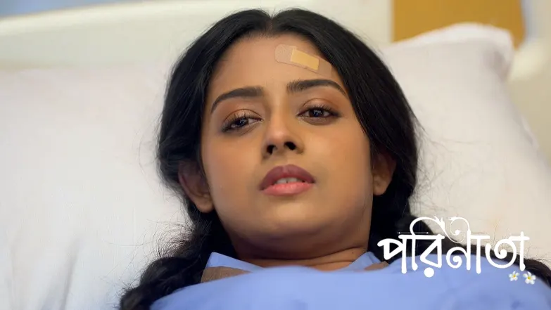 Parul Falls from the Stairs Episode 243