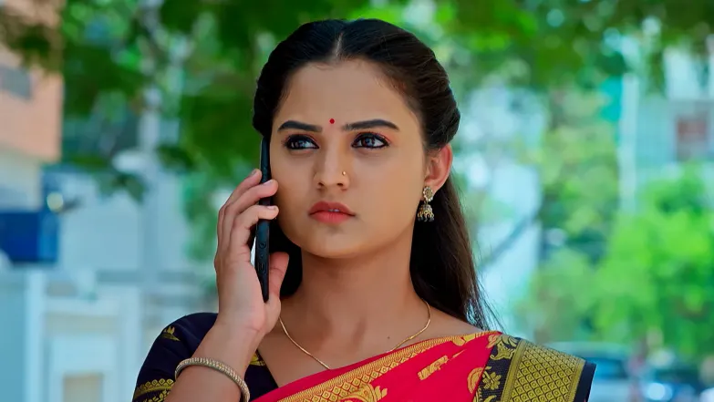 Radha Finds a Vital Clue Episode 64