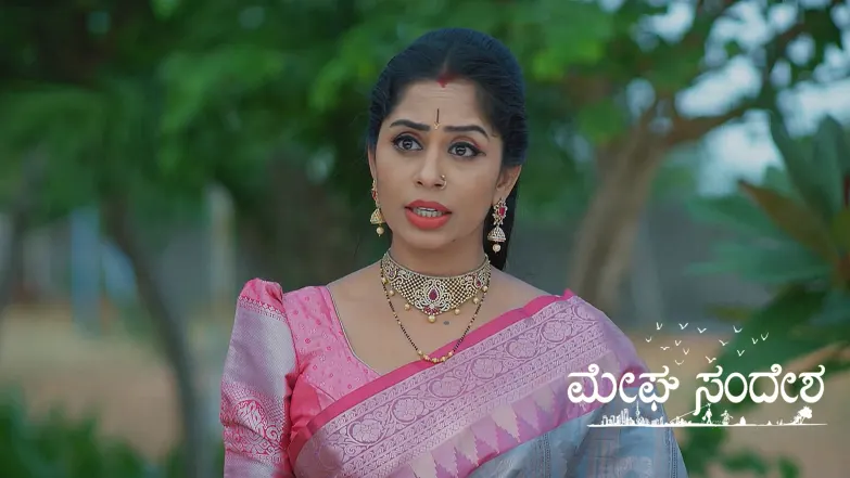 Sharada Gives the Divorce Papers to Krishna Episode 320