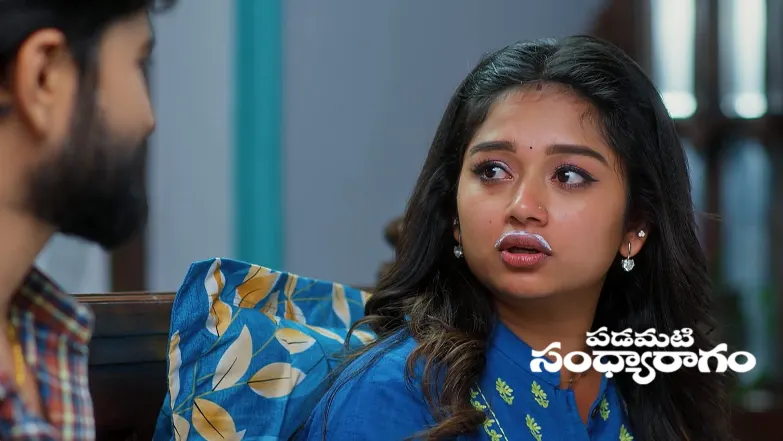 Pramila Disturbs Ramalakshmi’s Studies Episode 908