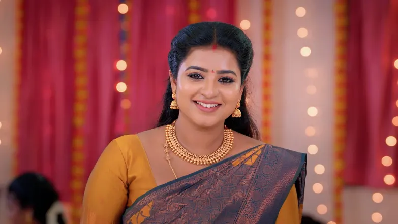 Karthigai Deepam - July 24, 2025 - Episode Spoiler