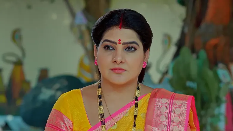 Narasimha Attacks Radha Episode 82