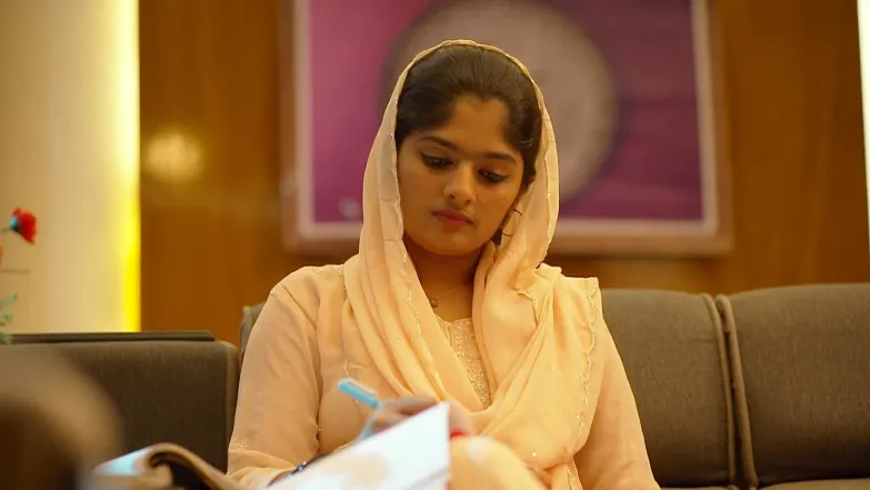 Kudumbashree Sharada - August 04, 2025 - Episode Spoiler