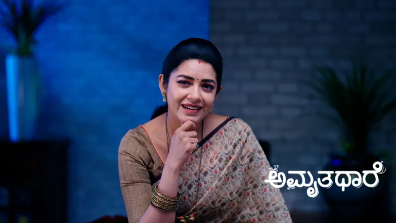Gautham Gifts Sudha a New House Episode 718