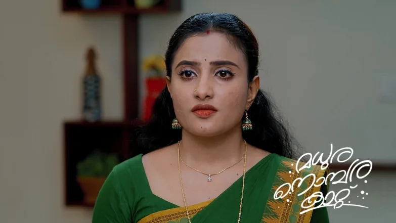 Sujatha Slaps Damayanthi Episode 435