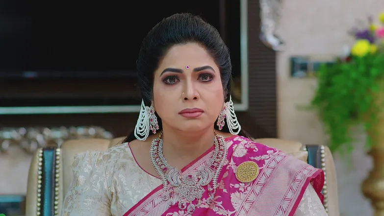 Bharat Arrives to Stop Madhuri’s Engagement Episode 105