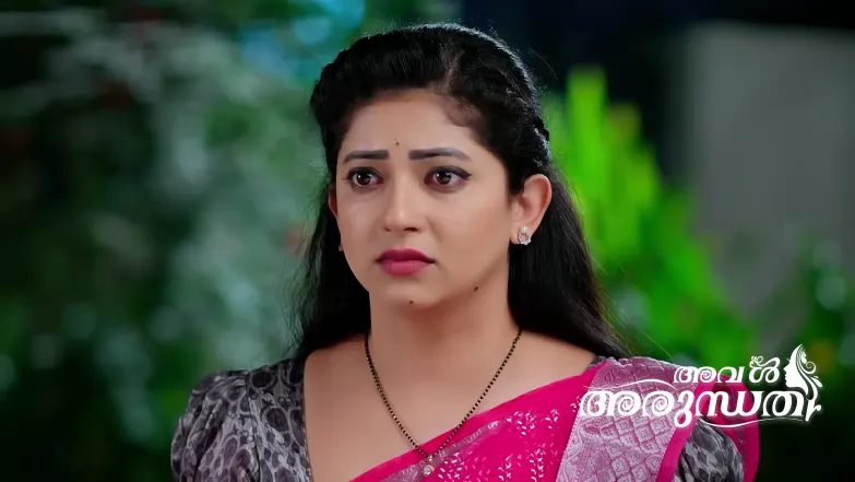 Malini Alerts Parvathi of Krishnamoorthy's Plight Episode 142