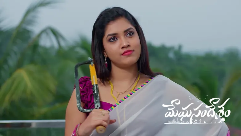 Surya Tells Sharath about His Brother's Killer Episode 427