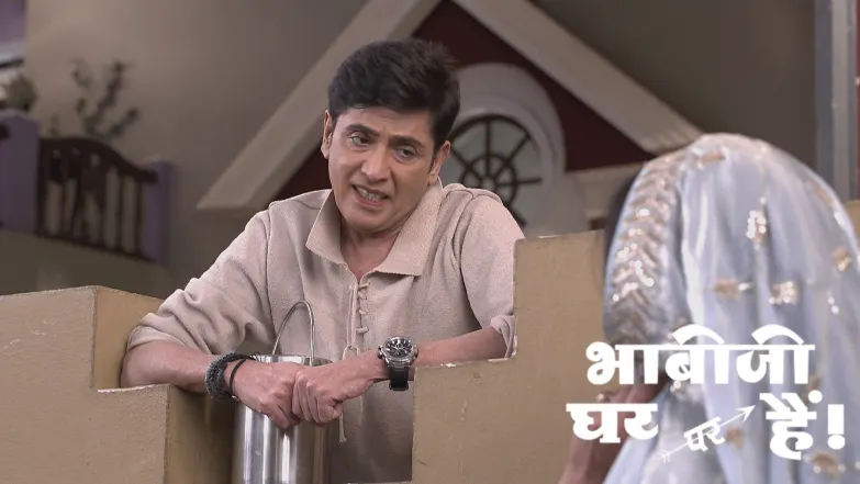 Tiwari and Vibhuti Dress as Women for Dandiya Episode 2686
