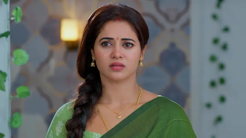 Lakshmi Nivasam - October 01, 2025 Episode 187
