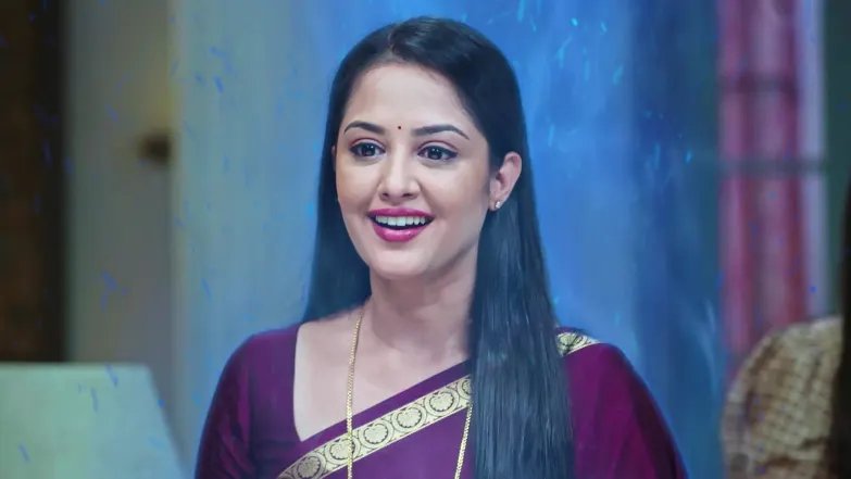 Hitha Accepts Sharath’s Gift Episode 181