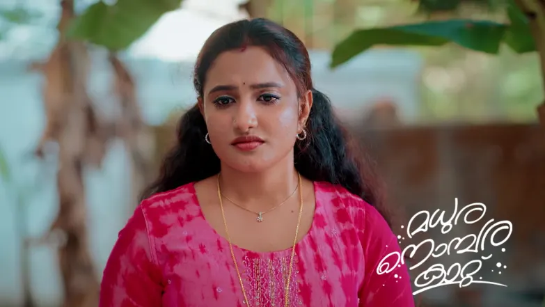 Raghu Ignores Sujatha's Fears Episode 458