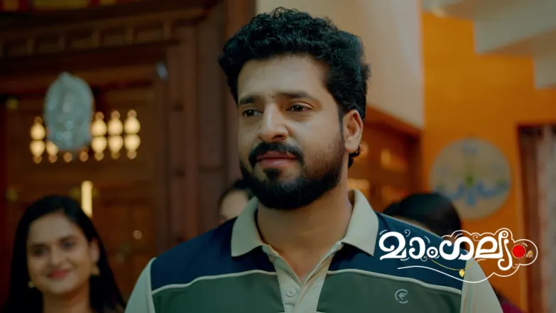 Sreenivas Refuses Avanthika's Bribe Episode 690