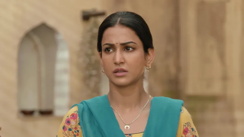 Indu Insults Ganga in front of the Suitor's Family Episode 25