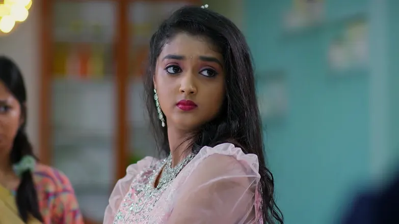 Touching Shobha's Anklets Makes Bhoomi Emotional Episode 92