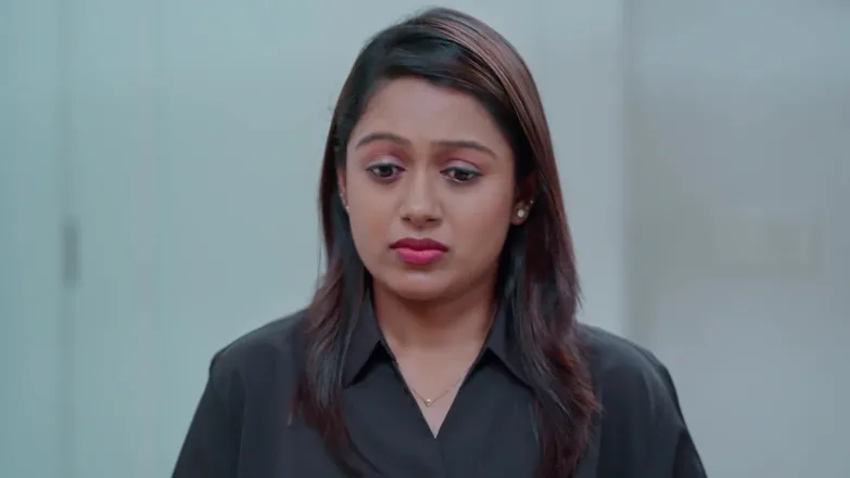 Sunanda Overhears Sithara's Words - KrishnaGadha 