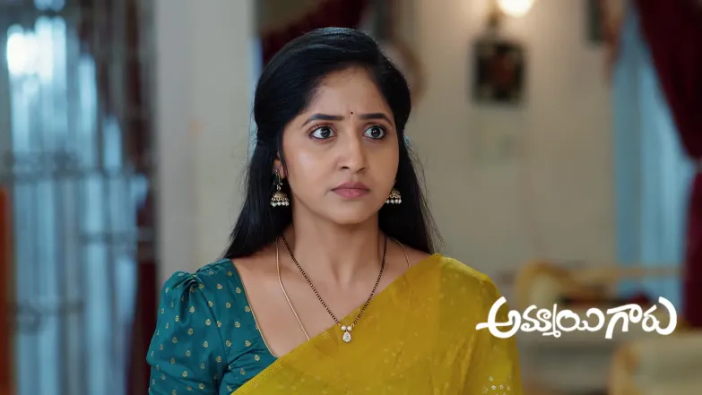 Virupakshi Slaps Komali Episode 903
