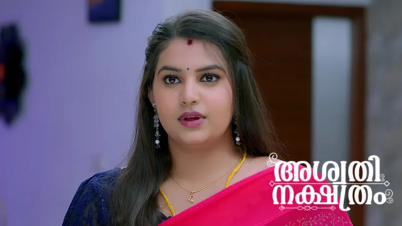 Vedavathi Learns about Swamiji's Disappearance Episode 458