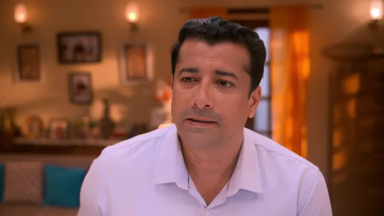 Madhobilata Tries to Bribe Romi Episode 56