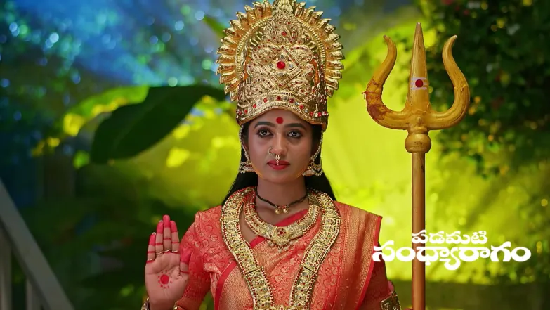 Aadhya and Ramalakshmi Trap the Priest Episode 996