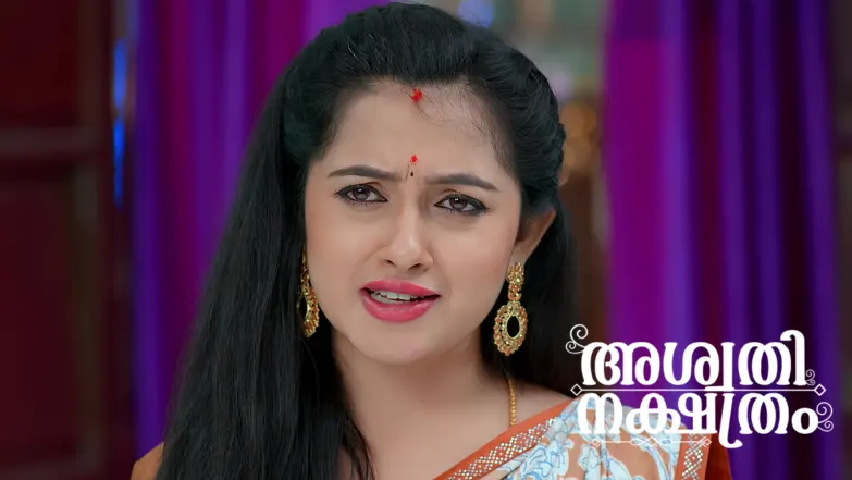 The Police Come to Arrest Niharika Episode 465